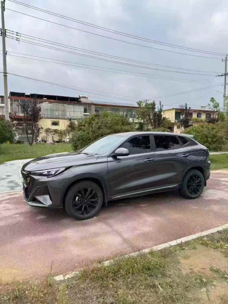 青岛23年长安汽车欧尚2