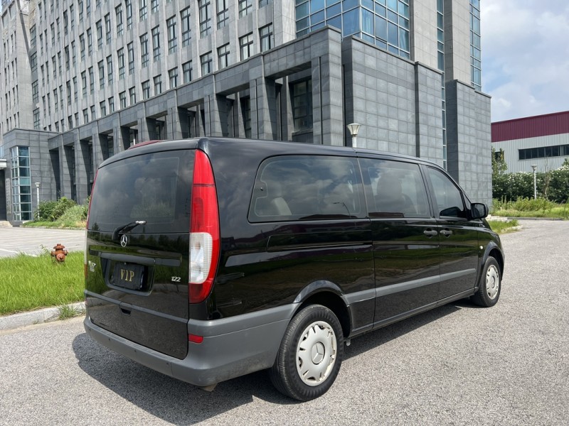 盐城15年奔驰威霆8