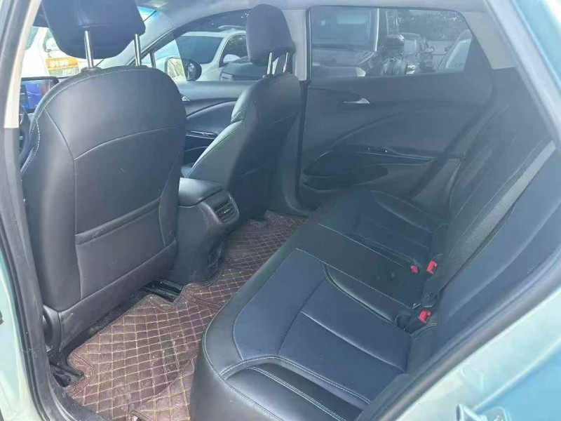 衡阳24年别克微蓝5