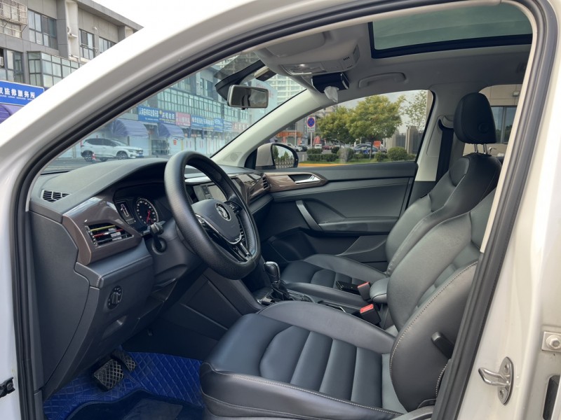 盐城20年大众途岳4