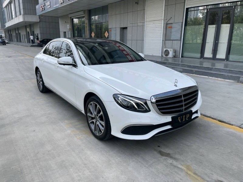 济宁17年奔驰E2