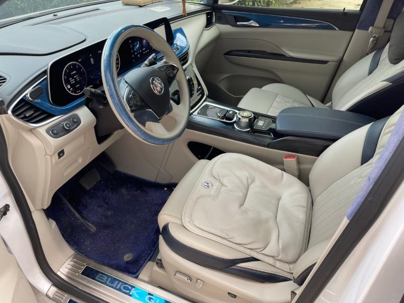 济宁21年别克GL85