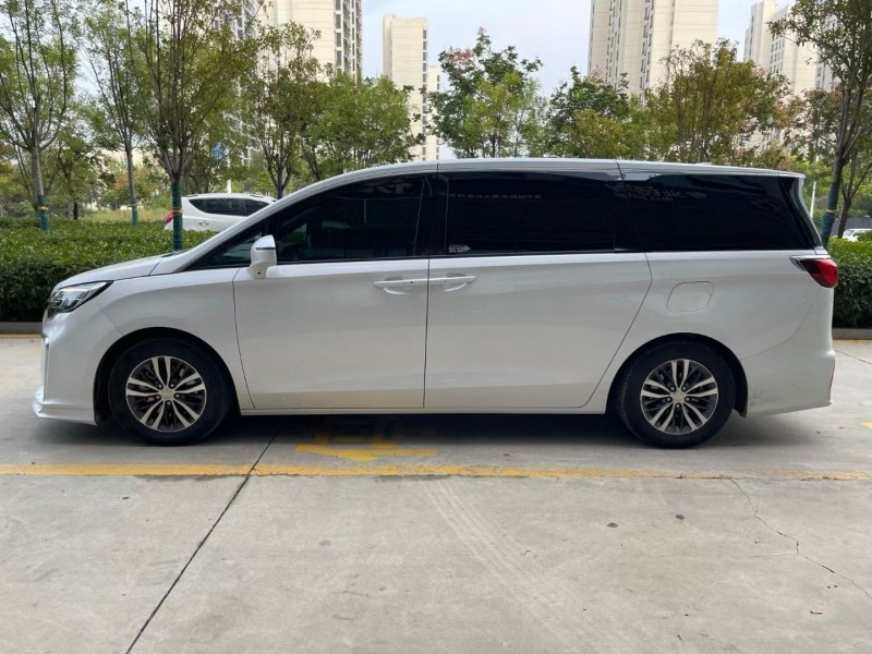 济宁21年别克GL87