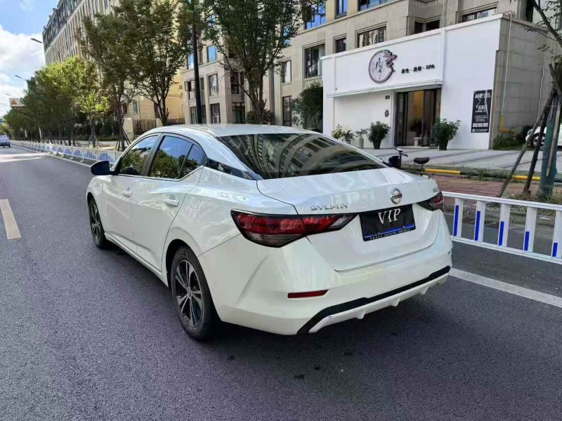 绍兴22年日产轩逸8