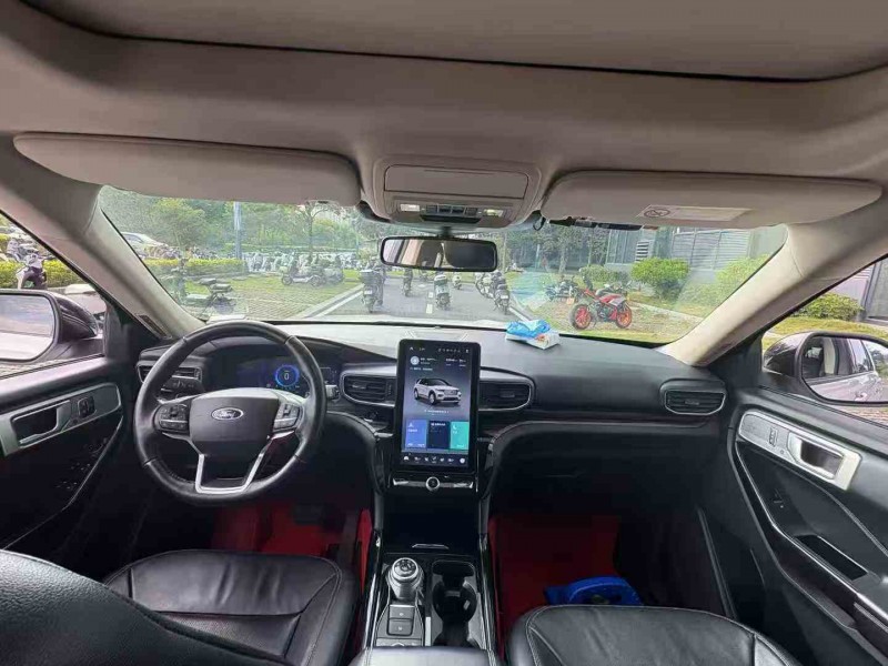 东莞21年福特探险者5