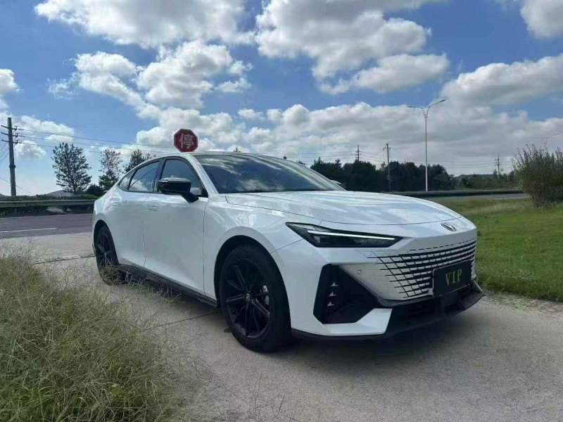 连云港25年长安汽车UNI2