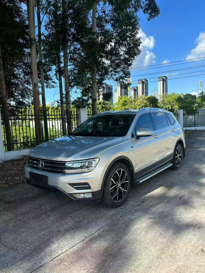 三明19年大众途观2