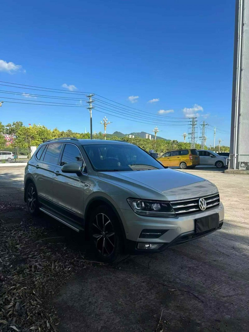 三明19年大众途观3