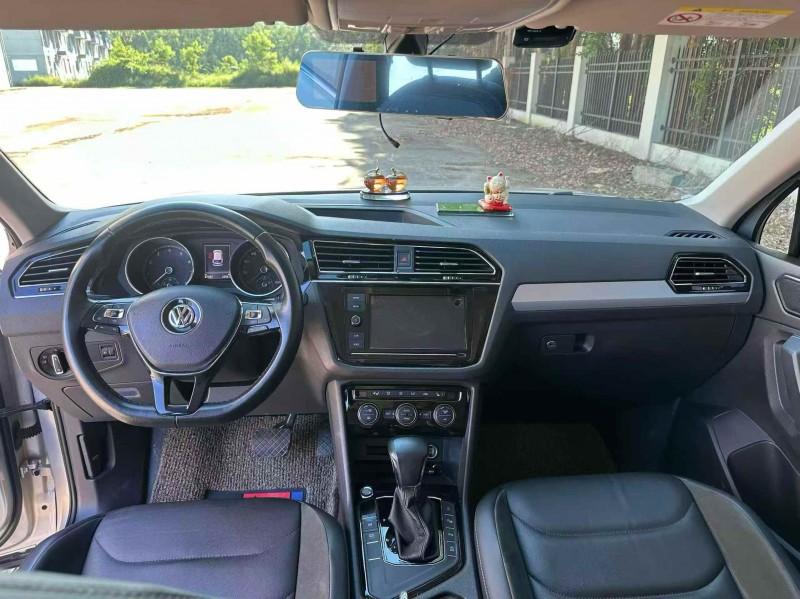 三明19年大众途观5