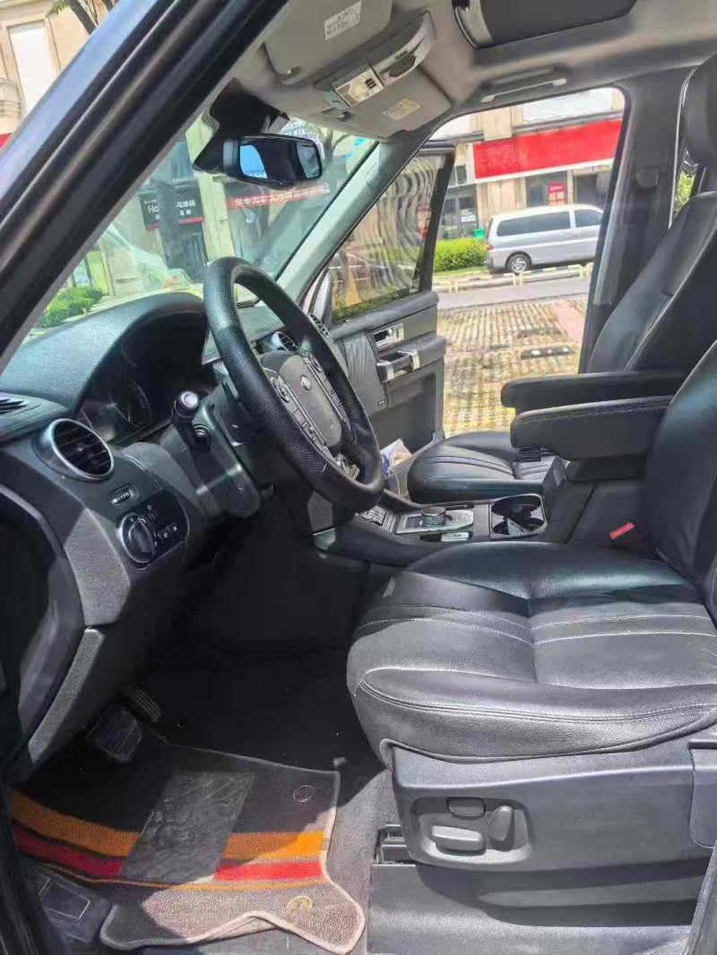 襄阳15年路虎发现4