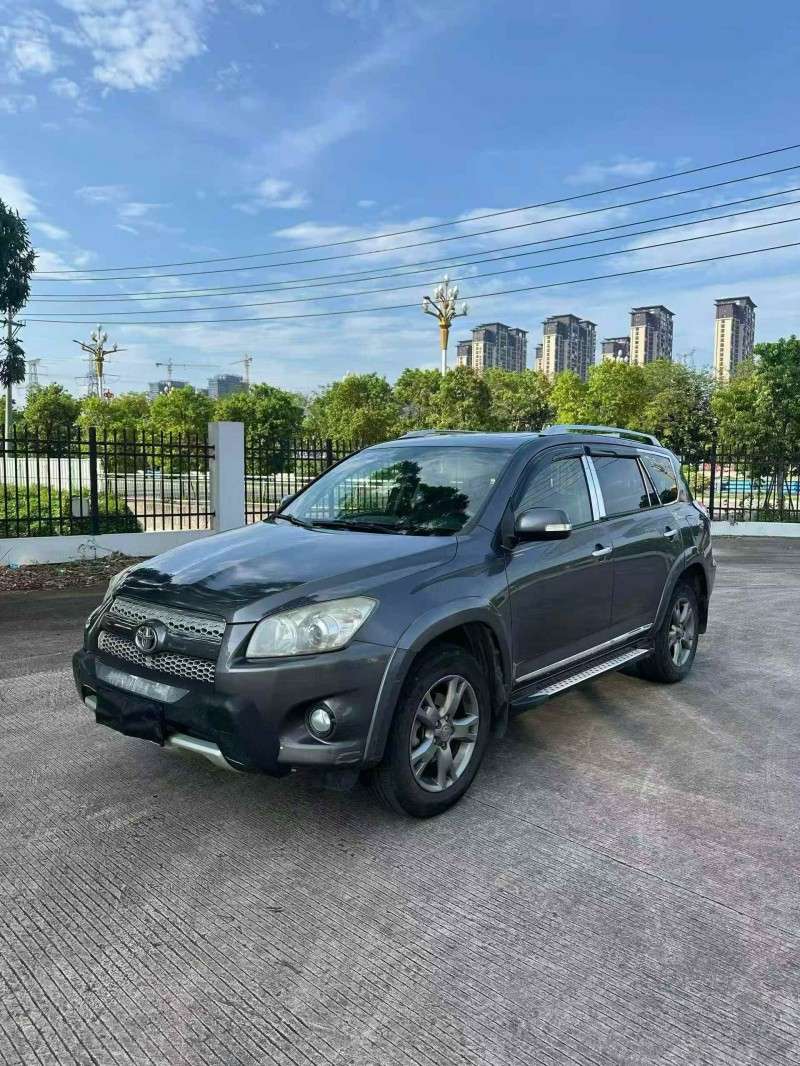 莆田12年丰田RAV43