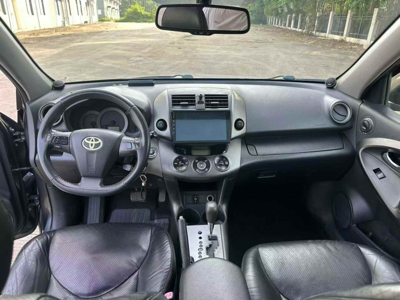 莆田12年丰田RAV45