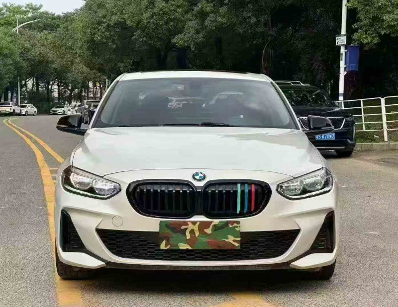 珠海21年宝马1系1