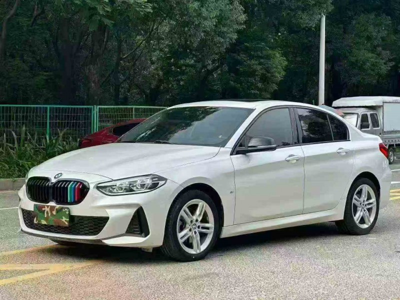 珠海21年宝马1系2