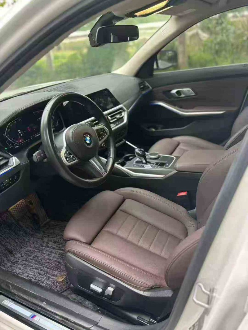 宝鸡21年宝马3系4