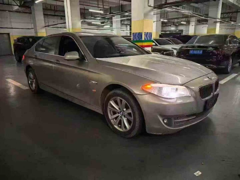 重庆13年宝马5系3