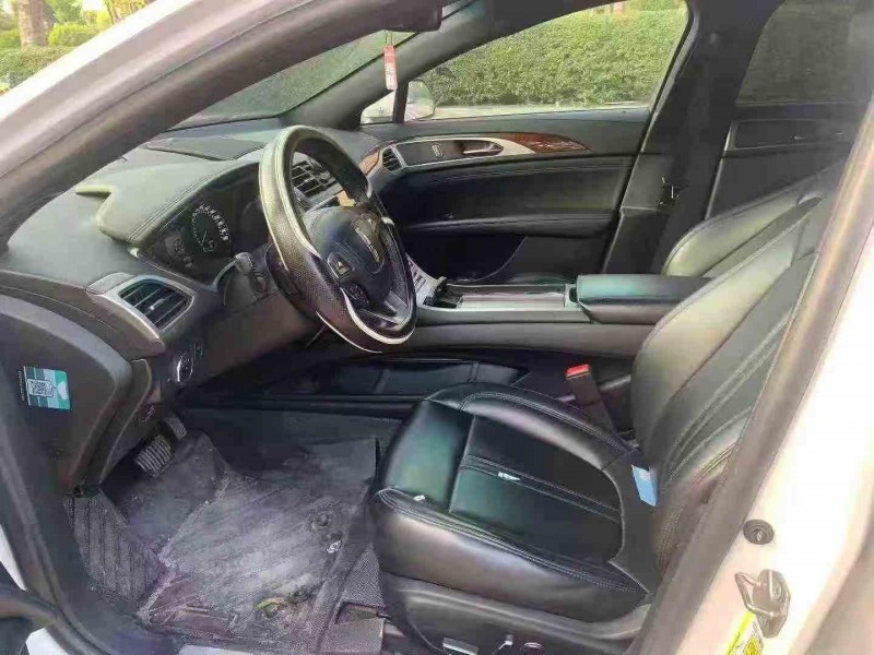 珠海20年林肯MKZ5