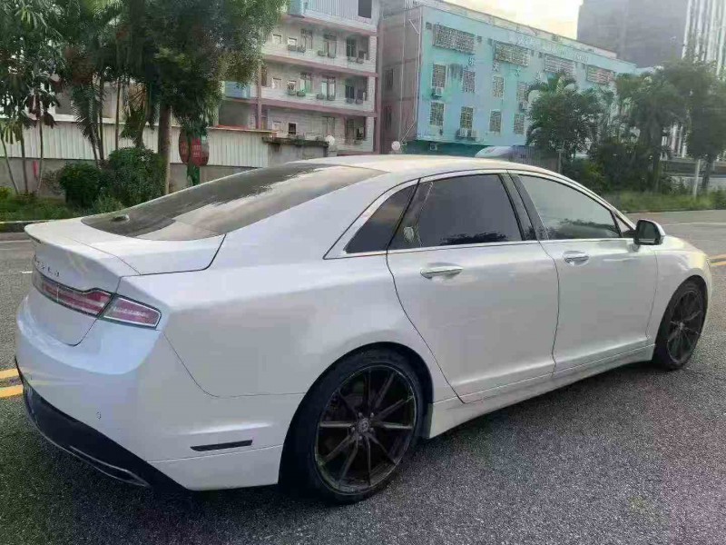珠海20年林肯MKZ8