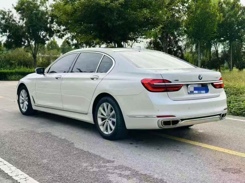 枣庄17年宝马7系8