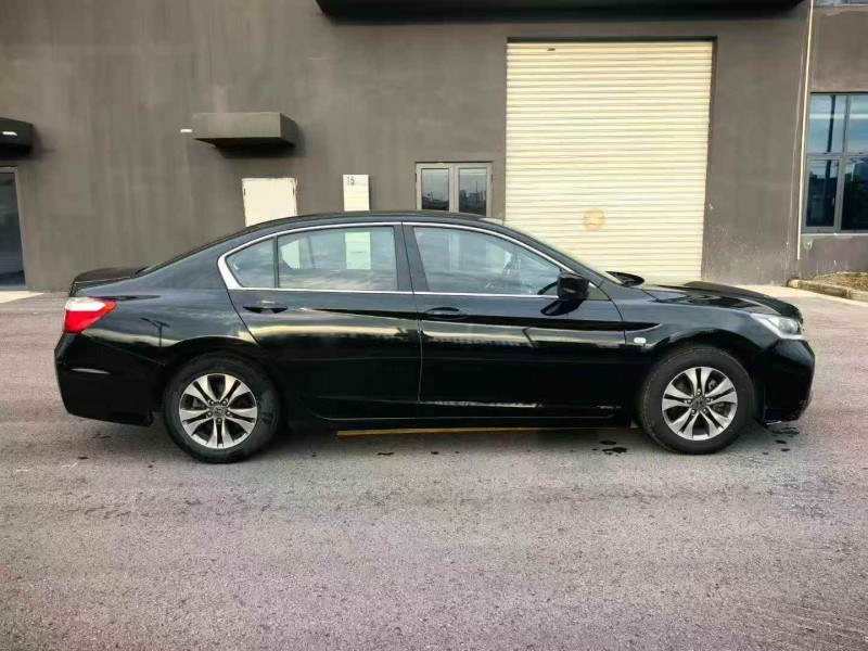 淮安15年本田雅阁9