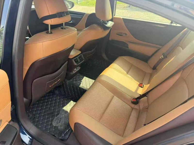 湛江20年雷克萨斯ES6