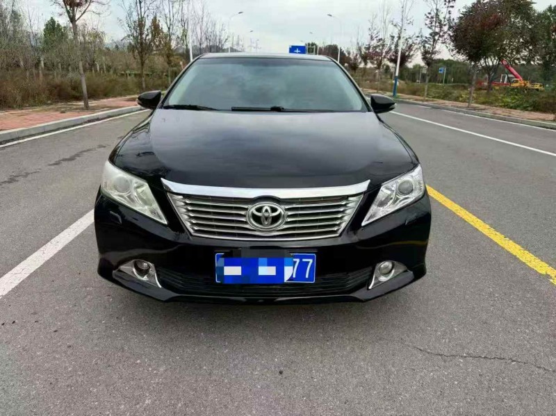 邯郸11年丰田凯美瑞1