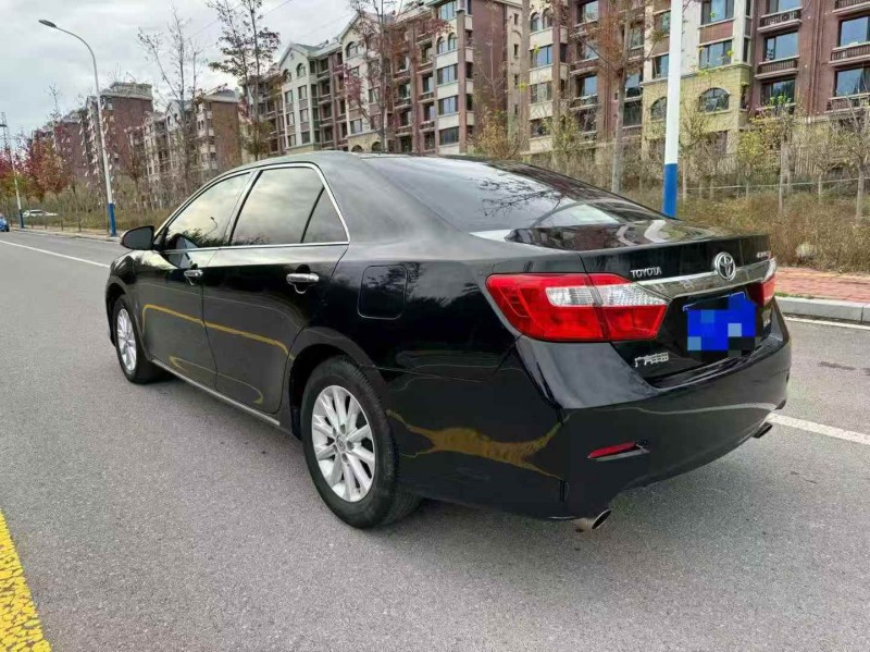 邯郸11年丰田凯美瑞7