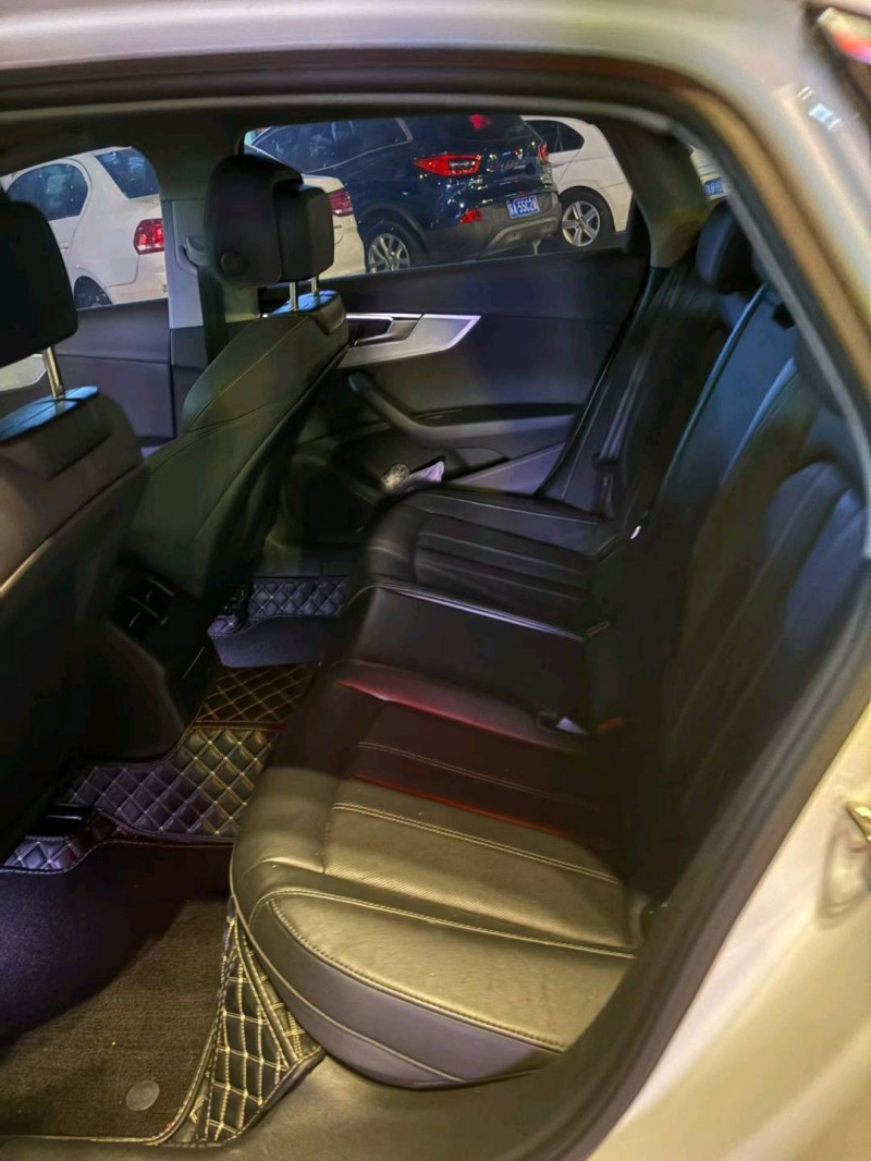 徐州23年奥迪A4L7