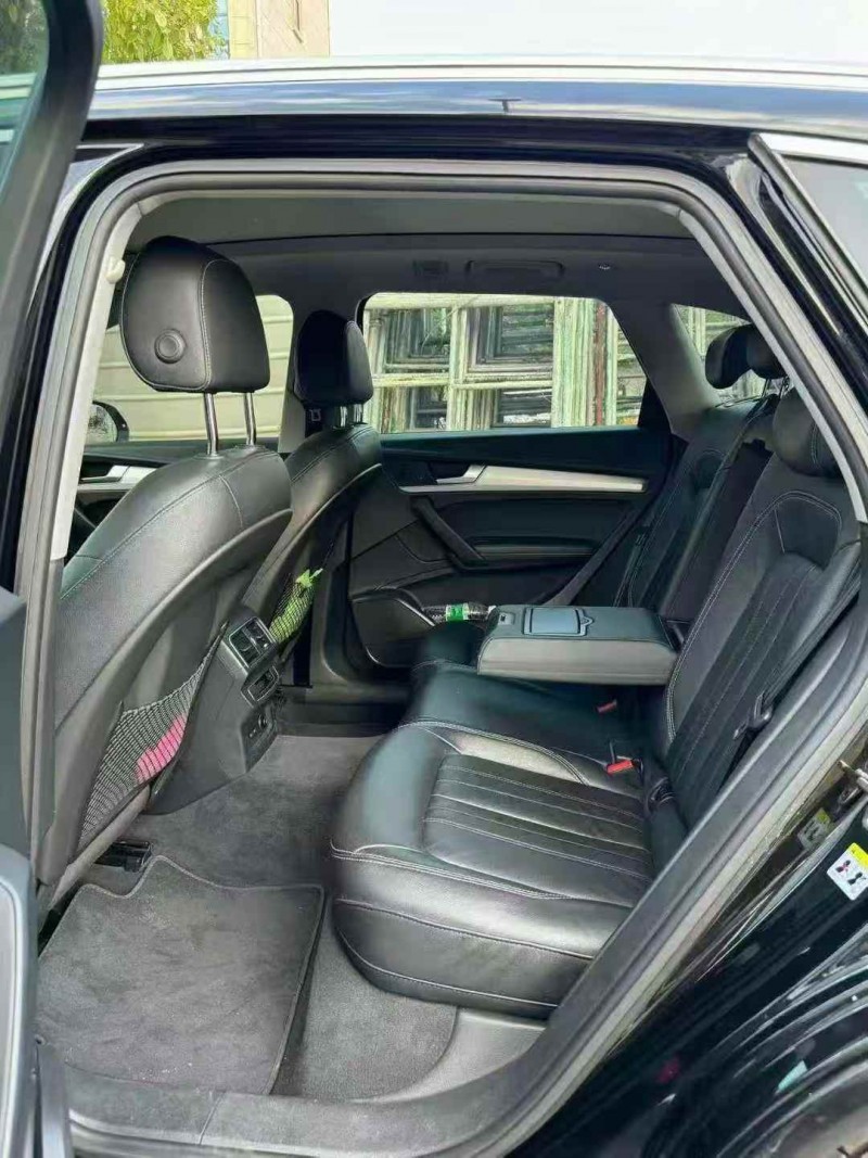 岳阳21年奥迪Q77