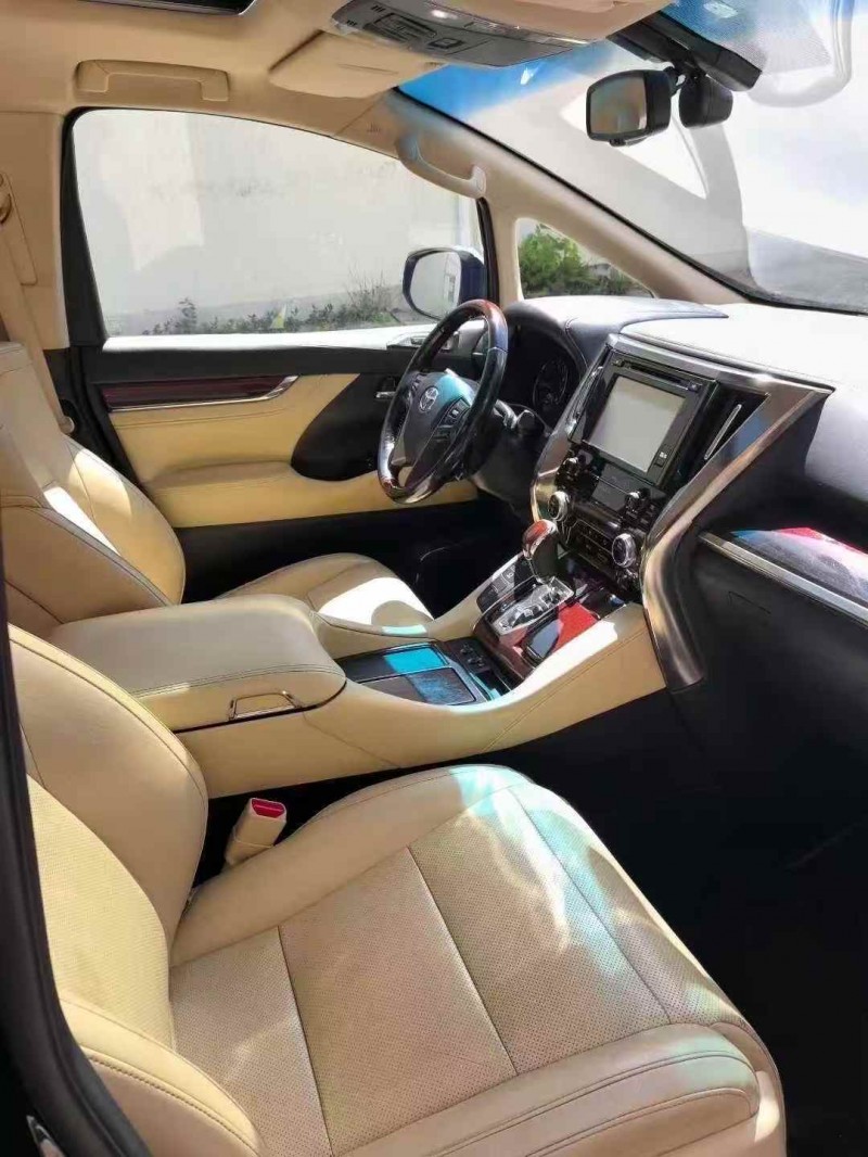 潍坊18年丰田埃尔法5