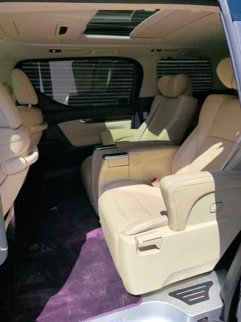 潍坊18年丰田埃尔法6