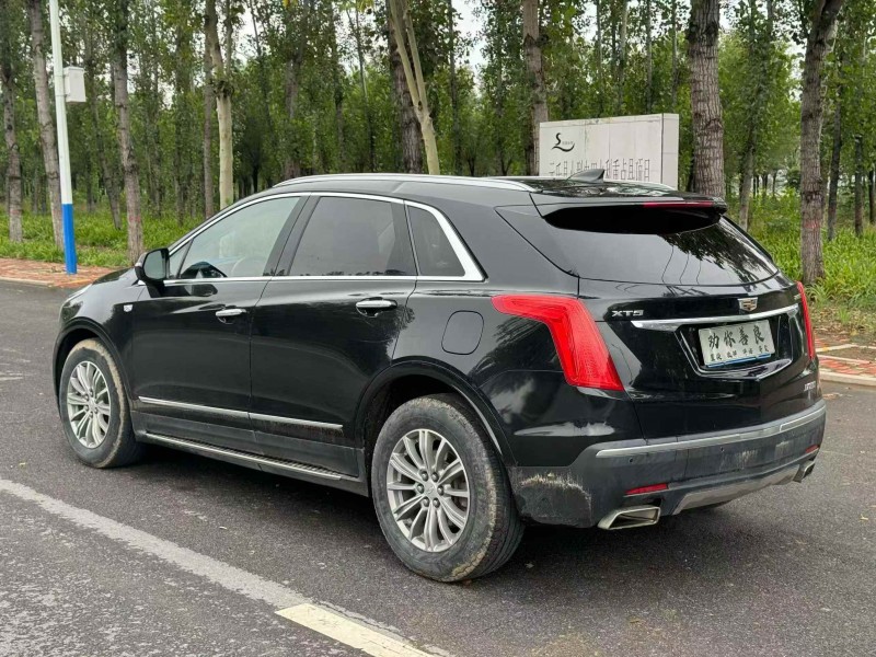 唐山18年凯迪拉克XT57