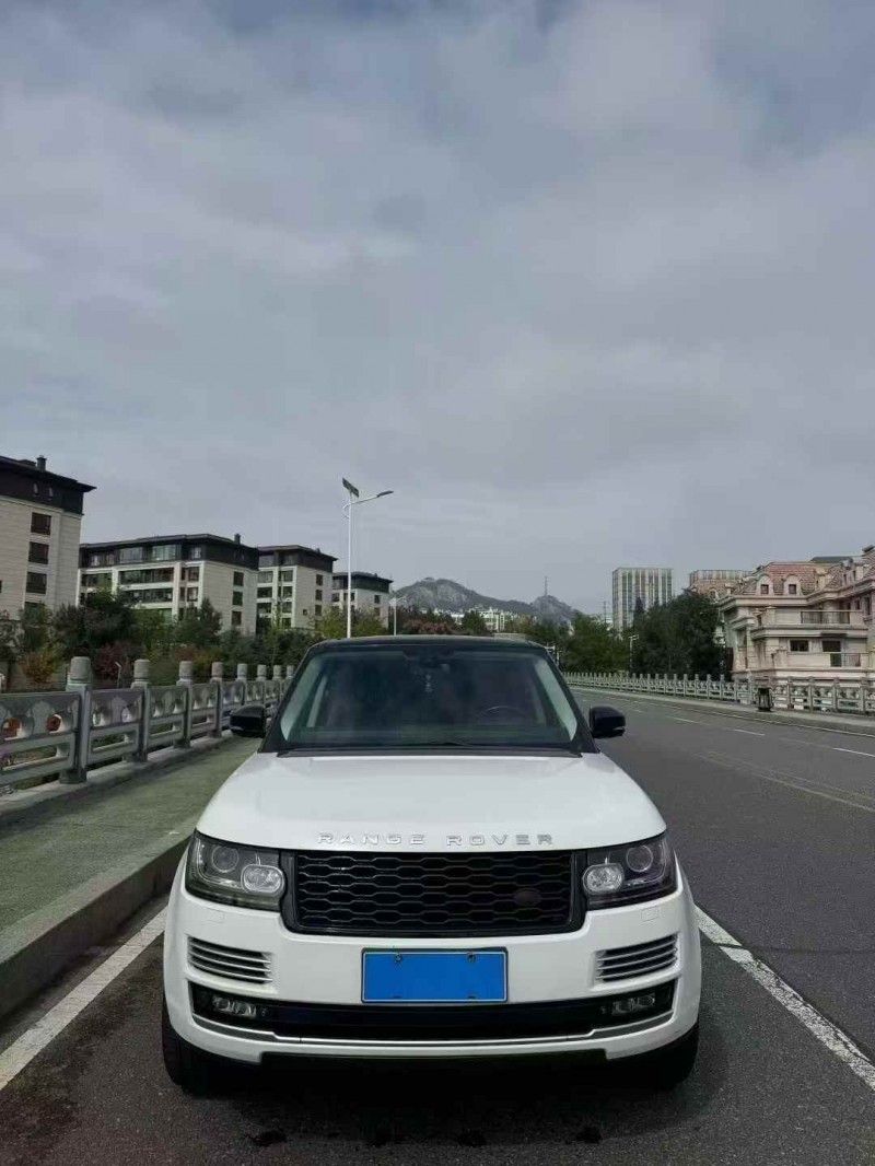 淄博15年路虎揽胜行政1