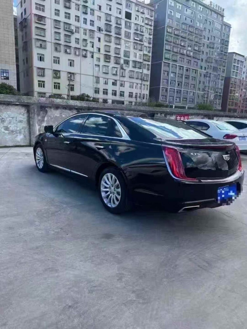 安顺18年凯迪拉克XTS8