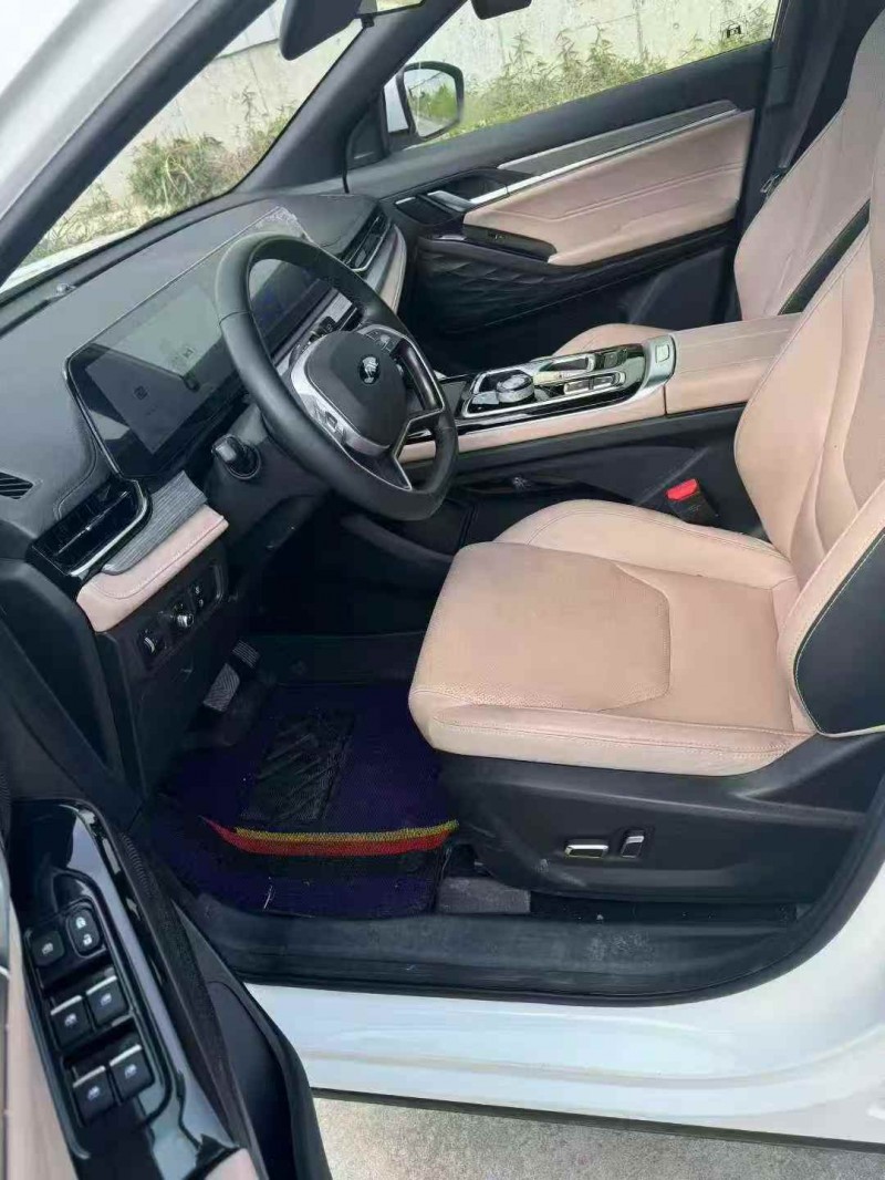 德阳24年江淮QX8