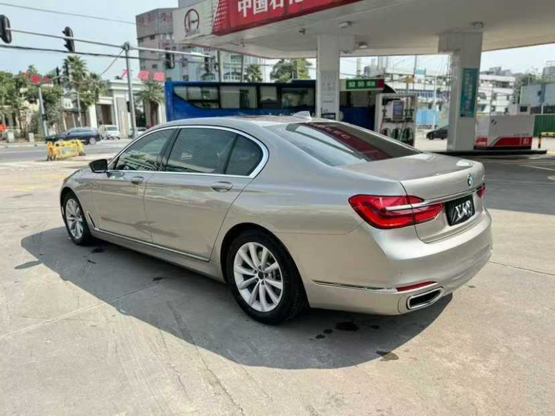 佛山16年宝马7系7