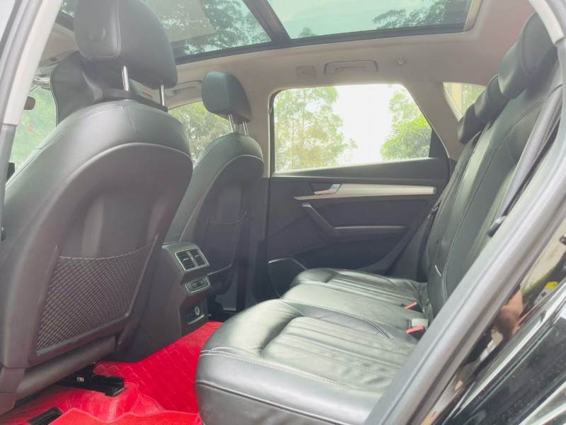 珠海20年奥迪Q56