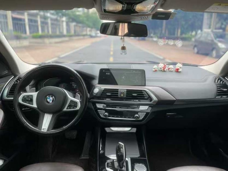 江门21年宝马X35