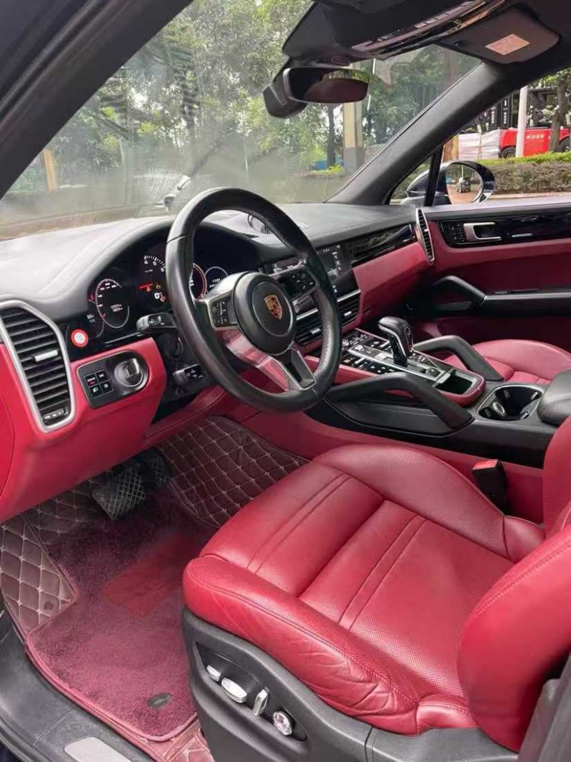 深圳20年保时捷卡宴4