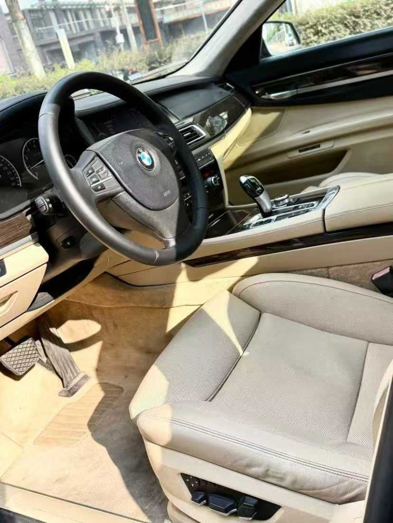 惠州10年宝马7系7