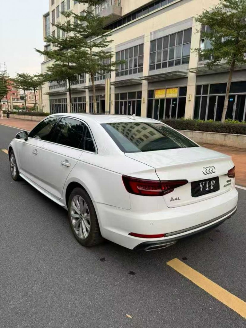 深圳20年奥迪A4L8