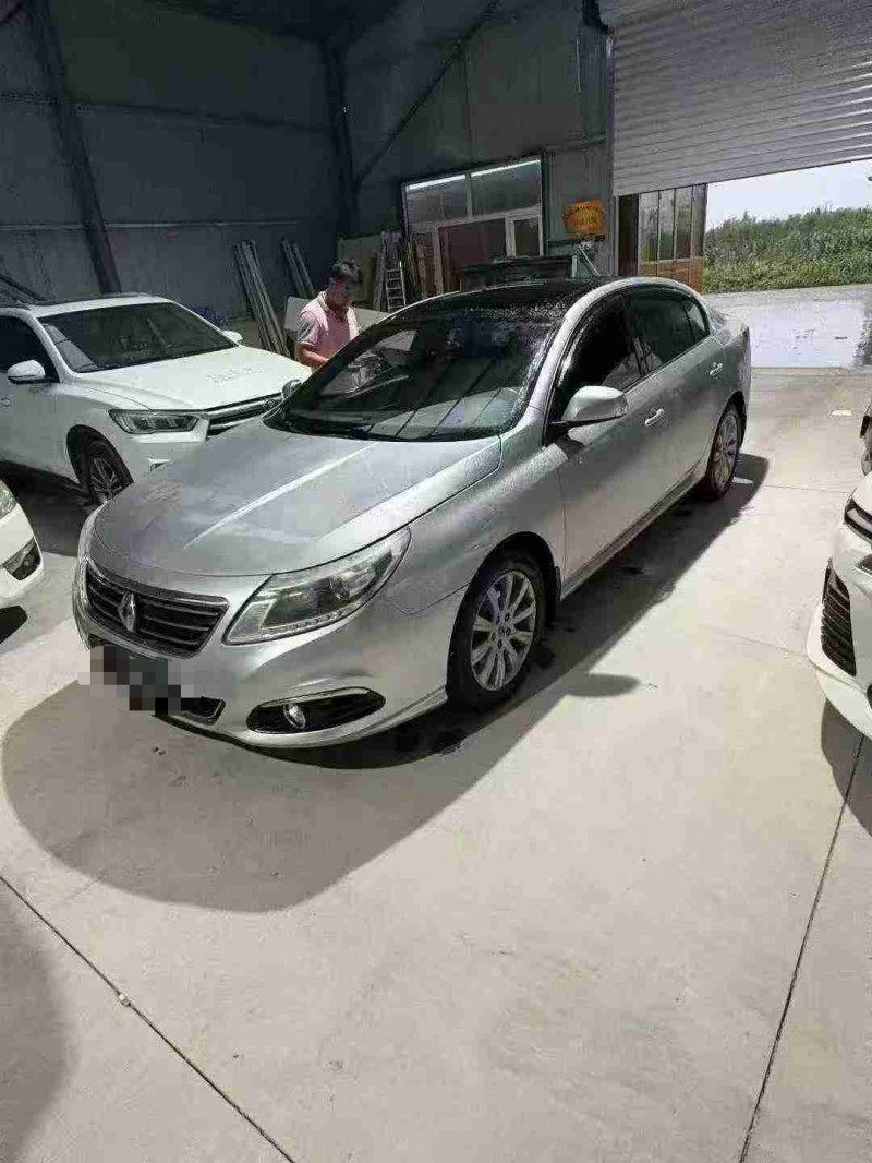 天津15年雷诺风朗2