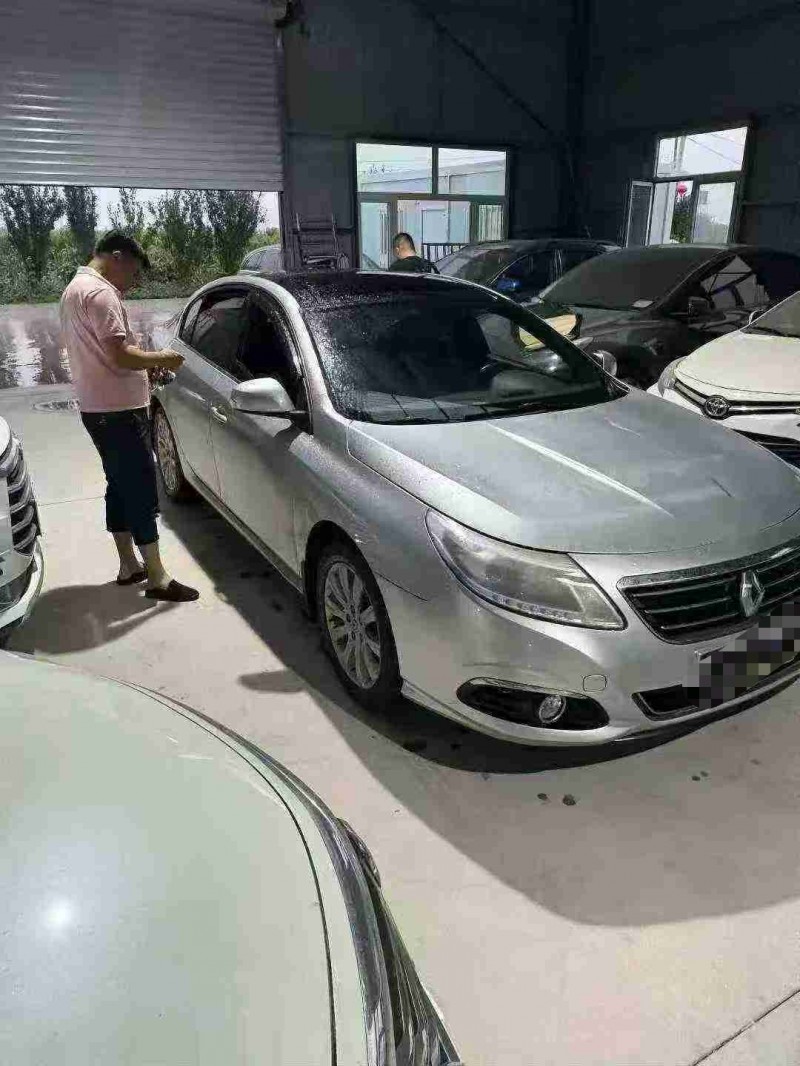 天津15年雷诺风朗3