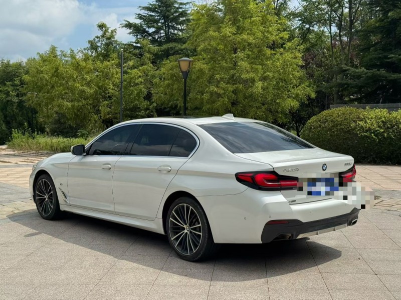 青岛23年宝马5系8