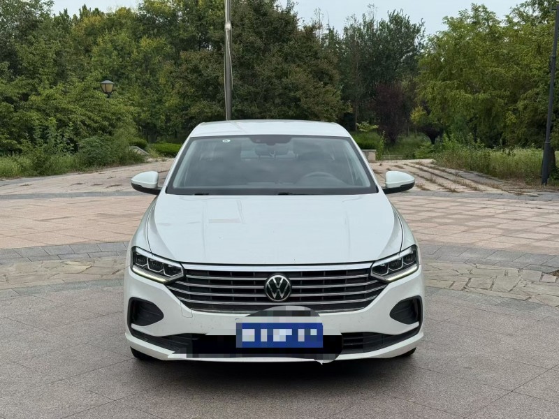 青岛23年大众朗逸1