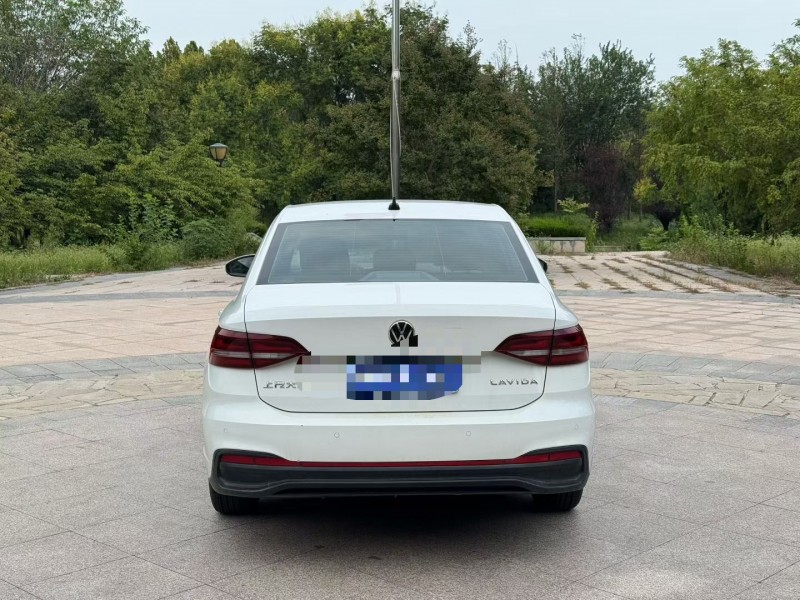 青岛23年大众朗逸9