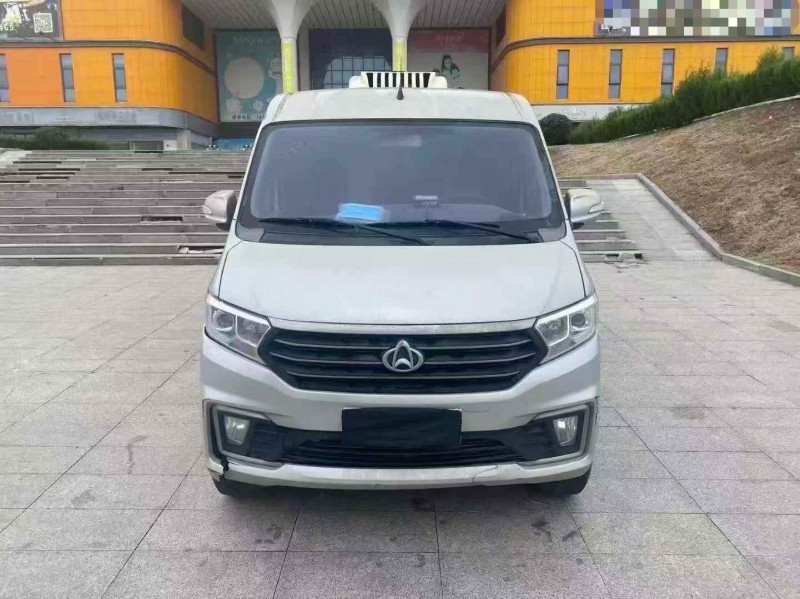 青岛22年长安汽车跨越星1