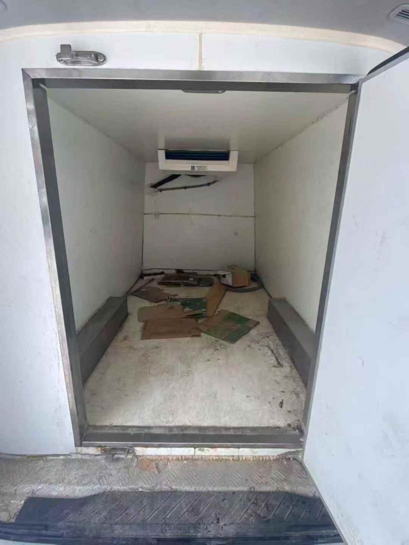 青岛22年长安汽车跨越星4