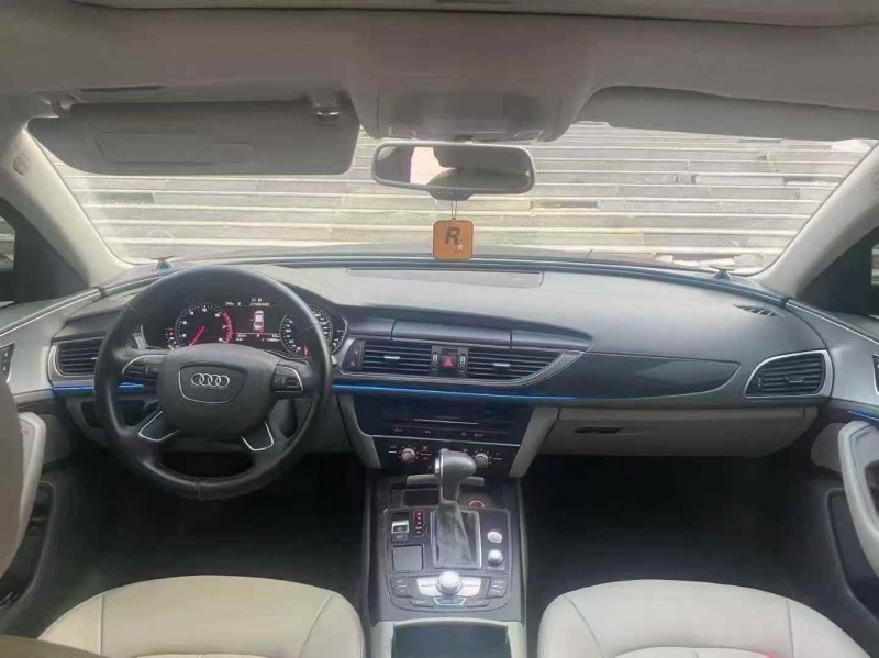 青岛13年奥迪A6L4