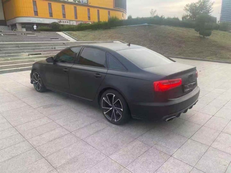 青岛13年奥迪A6L8